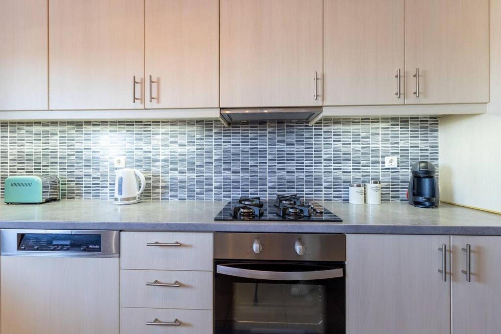Petralona dazzling top floor 1BD/AP Atene Esterno foto